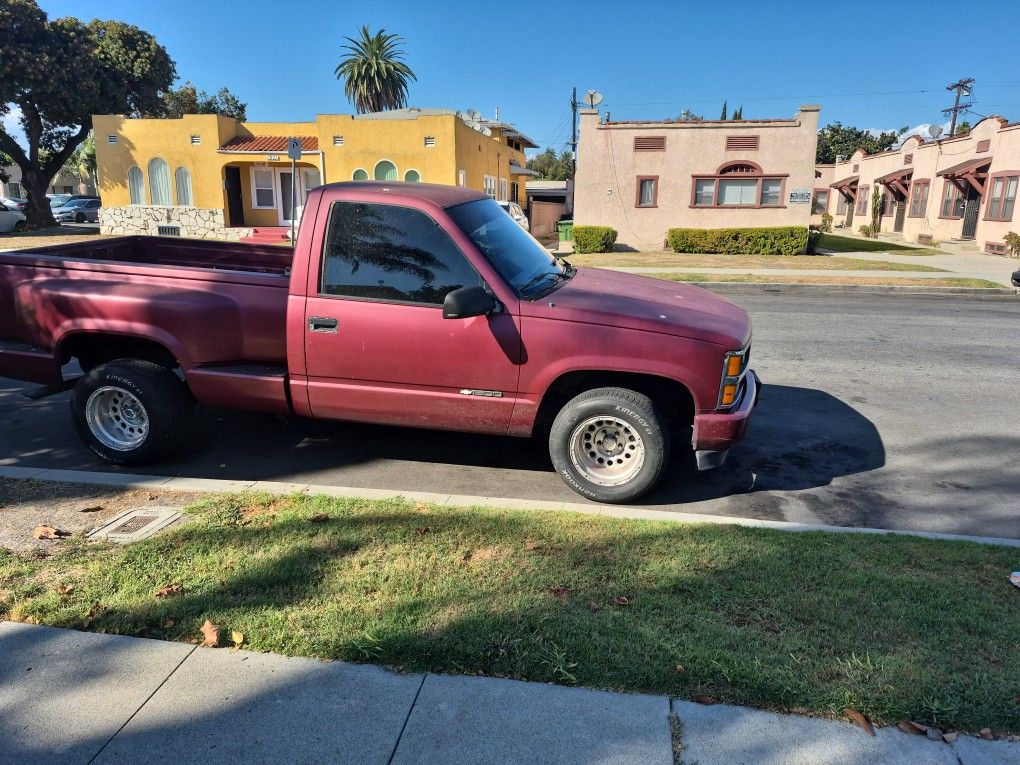 1989 Chevrolet 1/2 Ton Pickups