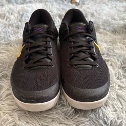 Kobe 8 Protro “Lakers Away”