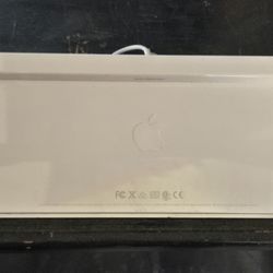 Genuine Apple A1243 Wired USB Keyboard