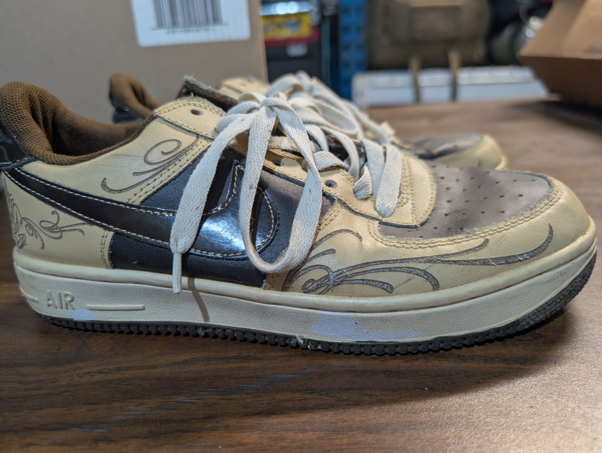 Nike Air Force 1 Mr. Cartoon LA Brown Pride size 9
