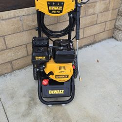 Dewalt 3400psi Gas Pressure Washer 