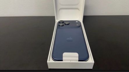 Apple iPhone in Blue Open Box