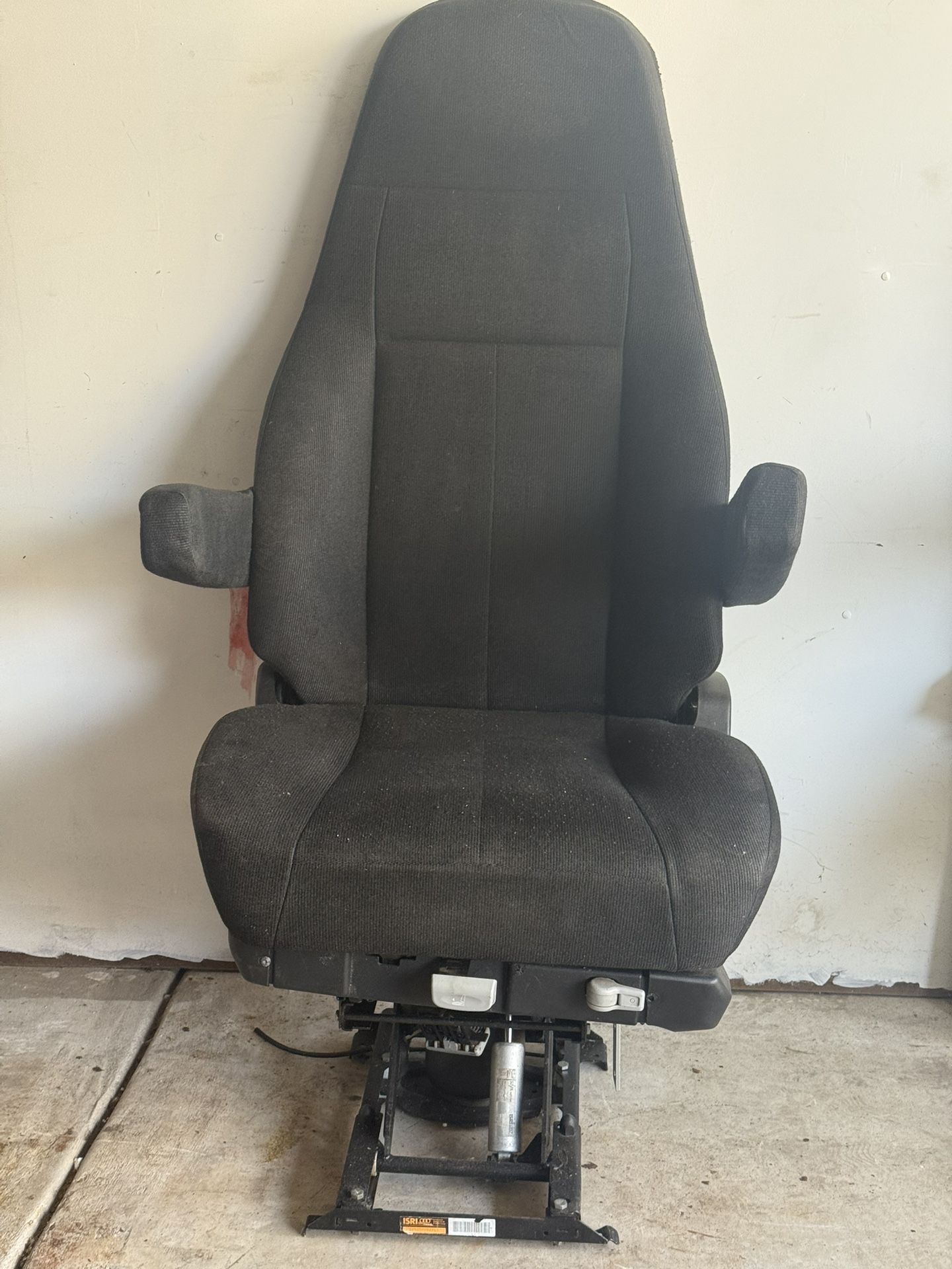 Semi Truck Seat Came Off A 2018 Peterbuilt