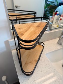 Desk/table organizer