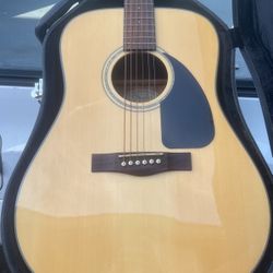 Fende Acoustic CD-60 w Hardcase. Real Wood. 