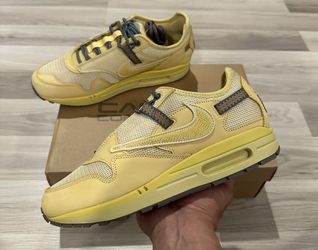 Nike Air Max 1 x Travis Scott Saturn Gold
