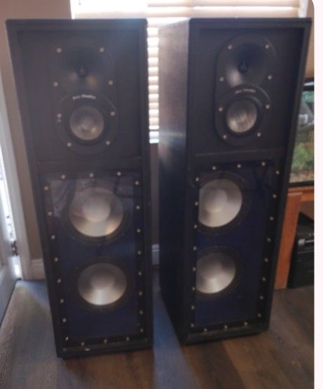Stereo System,With Speakers ,Large Stand 