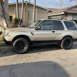 2003 Ford Explorer