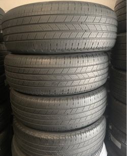 225/60/r18 Michelin 2 Tires approx 85% life left