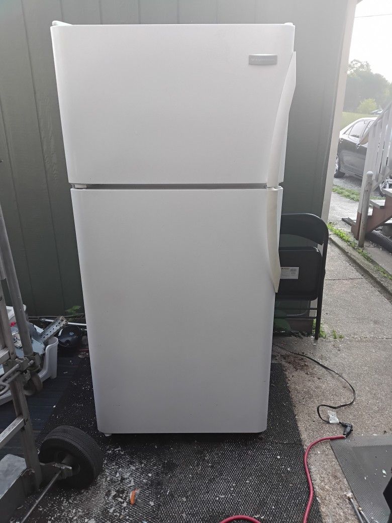 Frigidaire Refrigerator Works