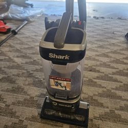 Shark Lift Away Vacuum 
