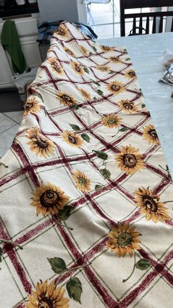 Sunflower table cloth .new