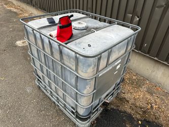 IBC Tote Tank 1000L with Metal Cage