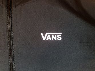 Van's new xl but fits like s/m not sure why