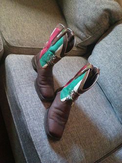 Boots in good condition