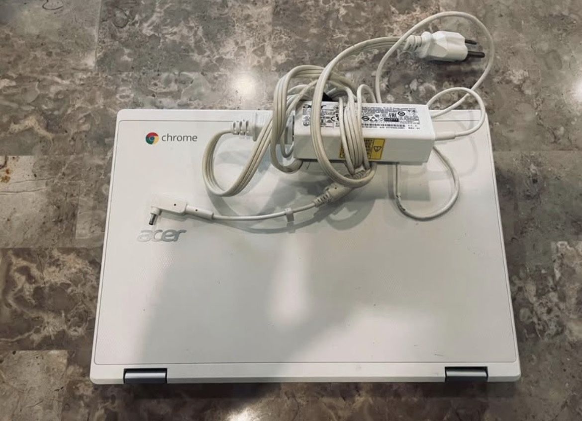 Acer Chromebook Laptop 11” CB3-132-C9M7 - White