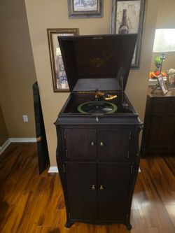 Victor Victrola
