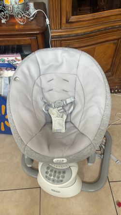 Graco baby swing