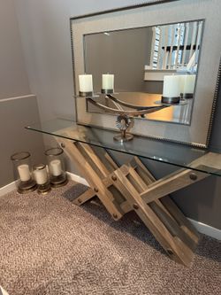 Console Table Mirror And Candel Holder.