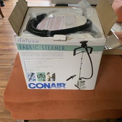 Deluxe fabric steamer