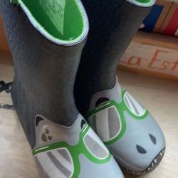 Kids Rain Boots Size 1