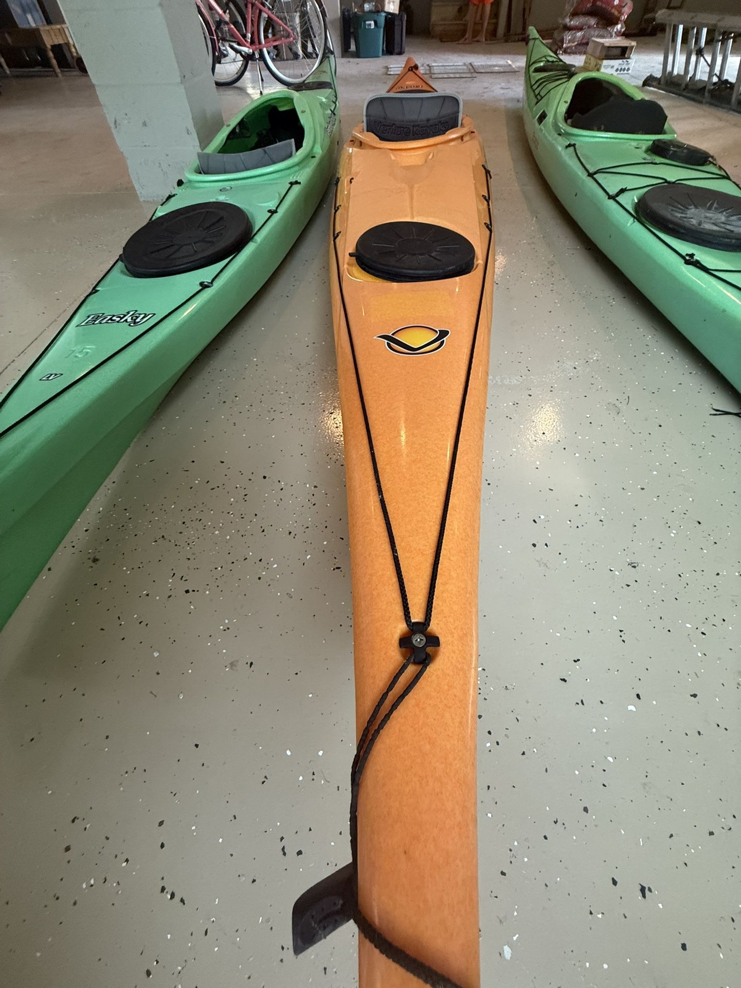 Venture Easky 15 Kayak – Excellent Condition, Garage Kept
