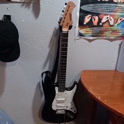 SYNSONICS PRO SERIES ELECTRIC GUITAR