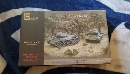 Pegasus Hobbies 1/72 T-34/85 Soviet Battle Tank Model Kit NIB