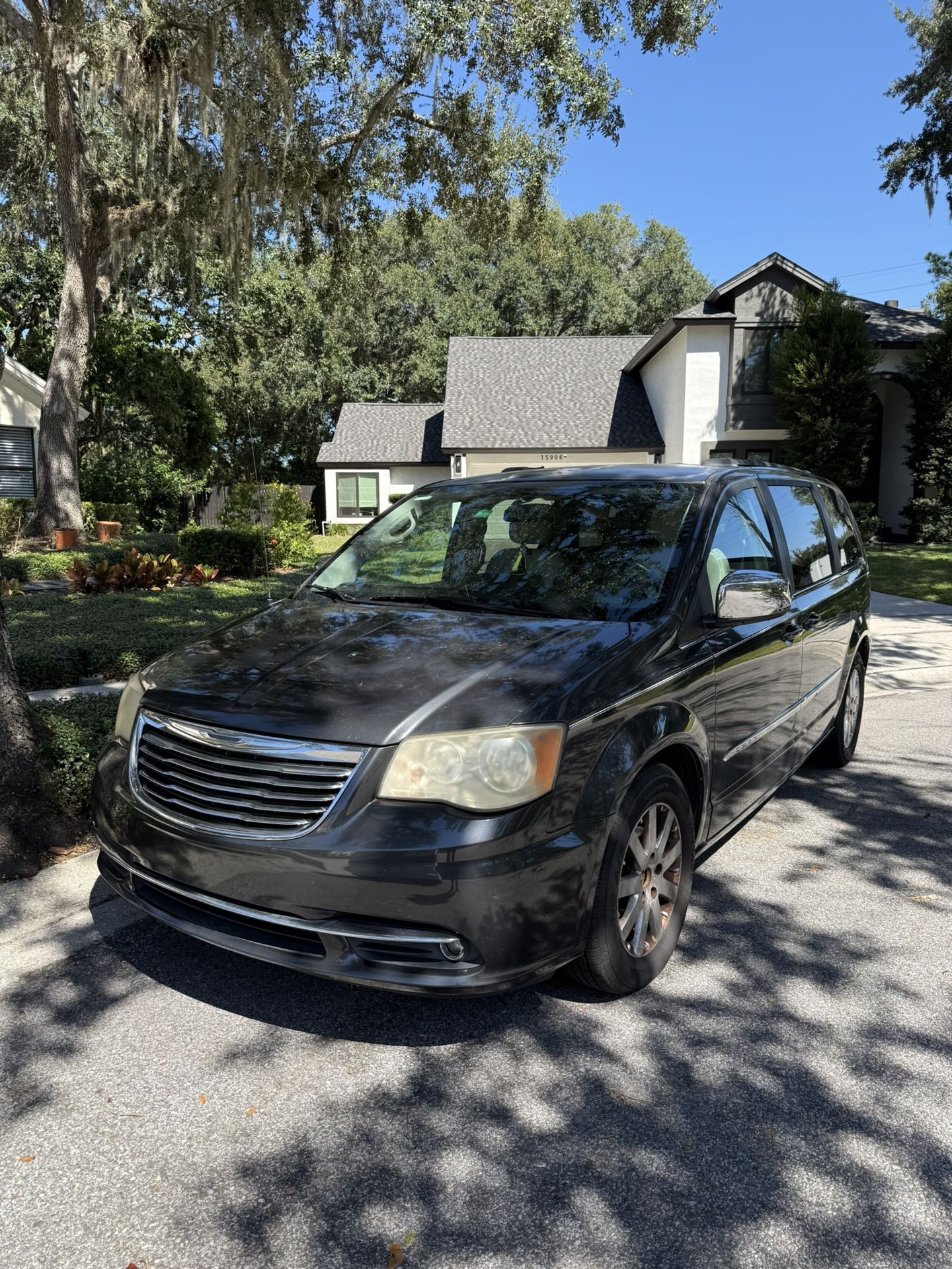 2011 Chrysler Town & Country