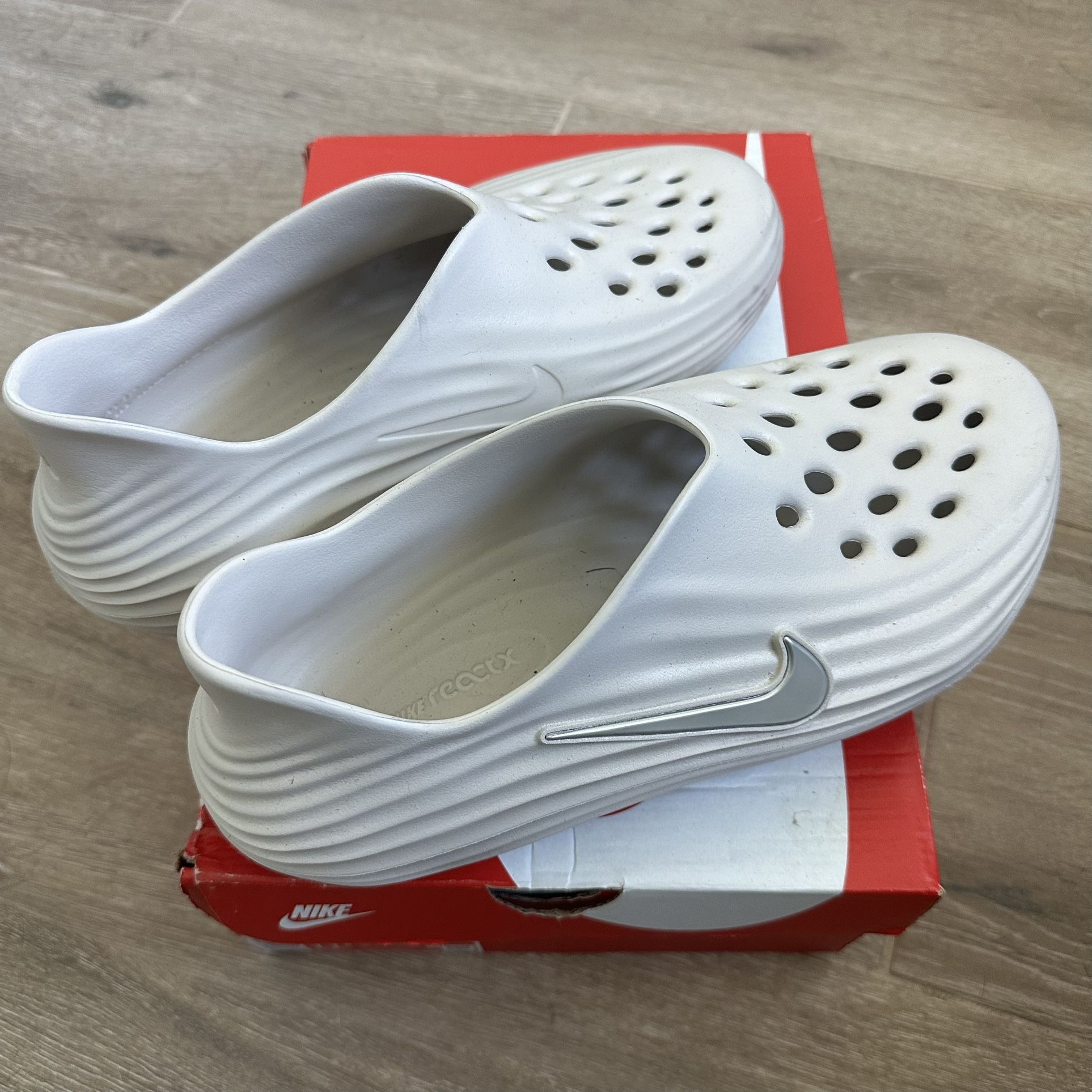 Nike Reactx slides