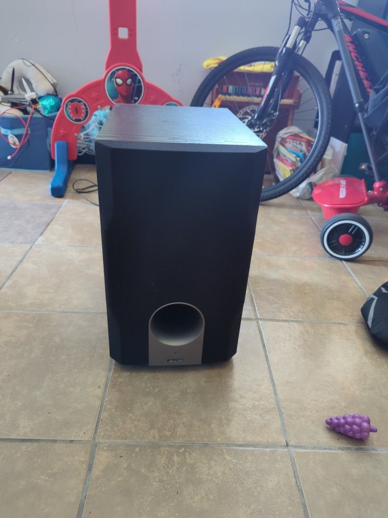 Onkyo SKW 540 Powered Subwoofer