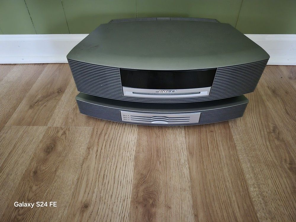 Bose Wave III And Multi CD Changer
