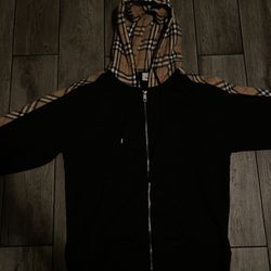 Burberry hoodie