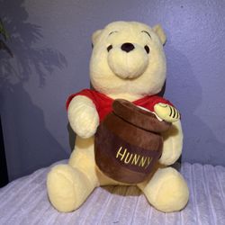 Winnie The Pooh Plushie (blanket Included)
