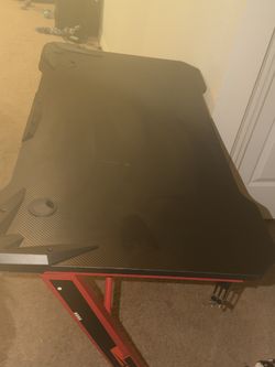 Gaming Carbon Fiber Desk