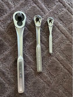 Craftsman - 1/2,3/8,1/4” Drive Ratchets with Quick Released Buttons