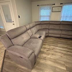 Gray Sectional Recliners 