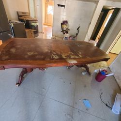 Free Table