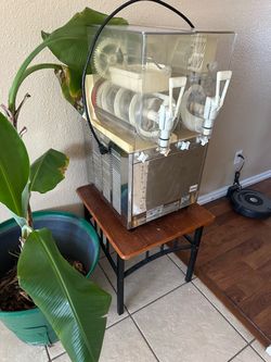 Dual beverage Dispenser