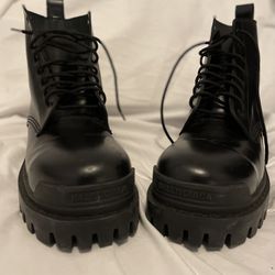 MEN’S STRIKE LACE-UP BOOT IN BLACK