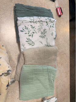 Swaddles