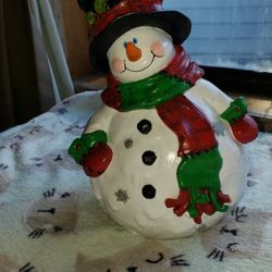 Santa w/Green & Red Scarf 