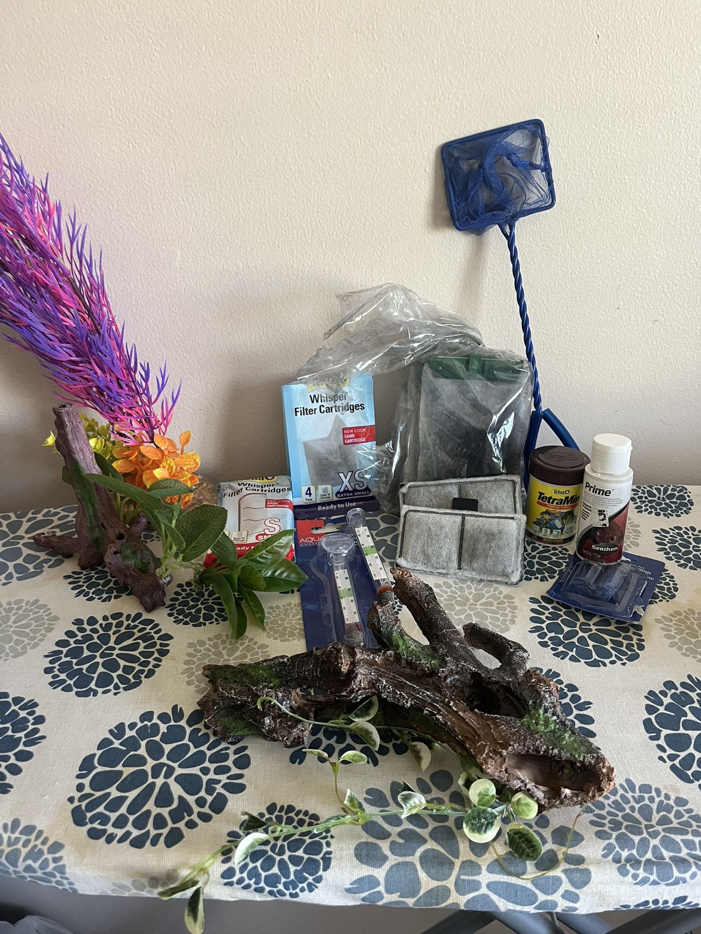 Fish Decor And Necessities