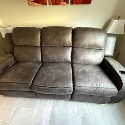 Couch Power Reclining 