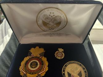 Inauguration of the 57th President United States 2013 Department of Veterans Affairs commerative badges
