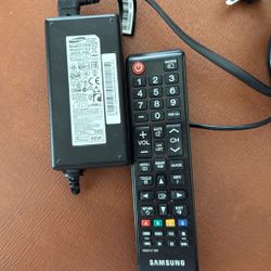 Samsung Ac/Dc, Adapter And Remote Control