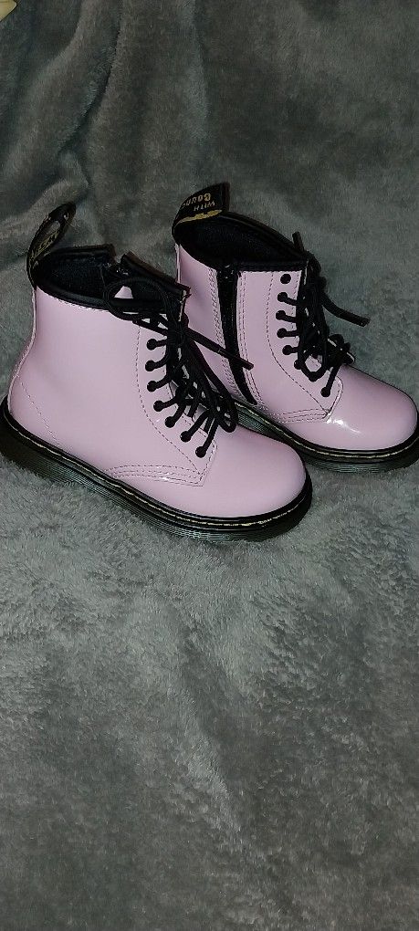 DR. MARTENS KIDS COLLECTION 1460