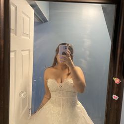 Wedding dress