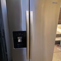 Whirlpool Refrigerator 