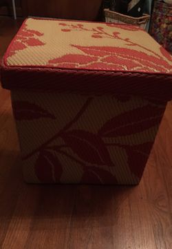 Versatile ottoman, box